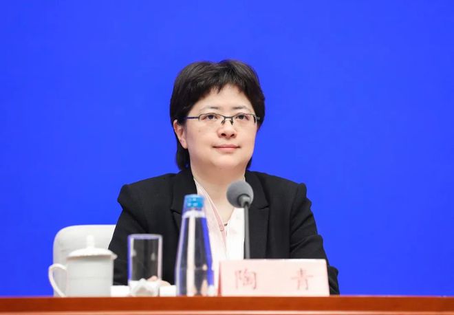 国新办举行“中国经济高质量发展成效”系列新闻发布会 介绍“大